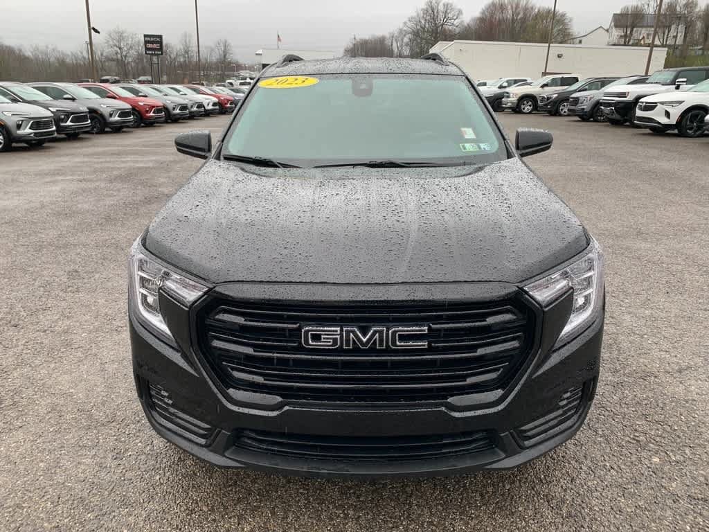 Certified 2023 GMC Terrain SLE w/ Elevation Edition AWD/4WD image 8