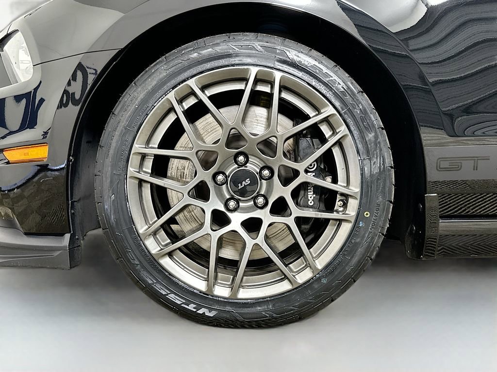 Used 2013 Ford Mustang Shelby GT500 image 34
