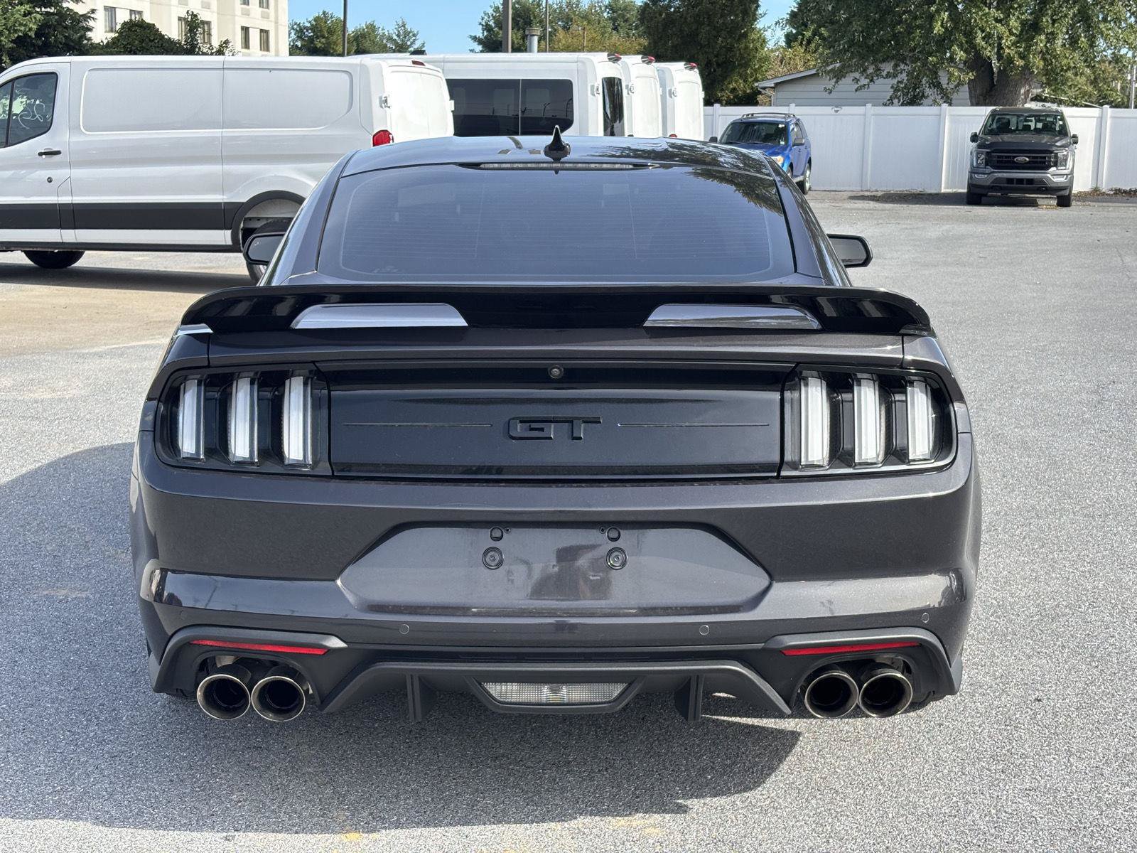 Used 2022 Ford Mustang GT w/ Equipment Group 301A RWD image 10