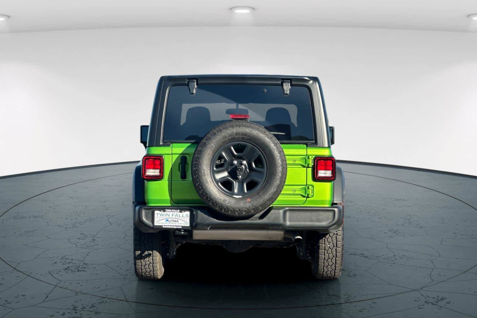 Used 2025 Jeep Wrangler Sport AWD/4WD image 7