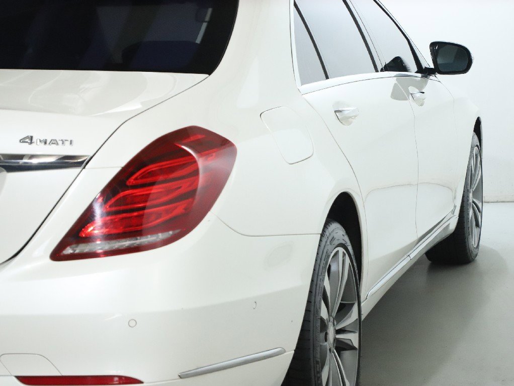Used 2015 Mercedes-Benz S 550 4MATIC Sedan image 10
