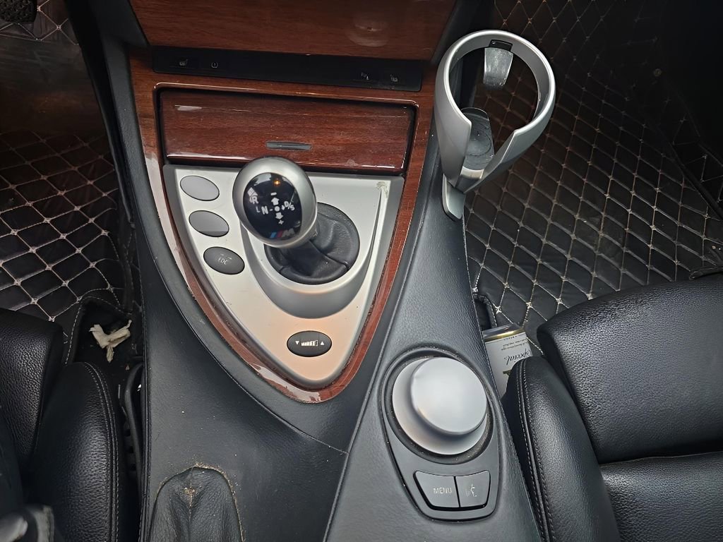 Used 2006 BMW M6 Coupe image 13