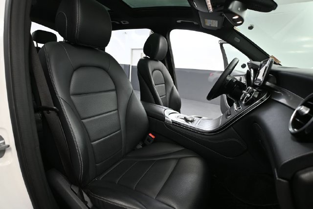 Used 2019 Mercedes-Benz GLC 300 image 40