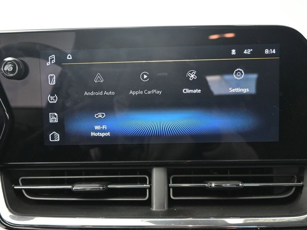 Certified 2026 Chevrolet Trax RS w/ Driver Confidence Package image 32