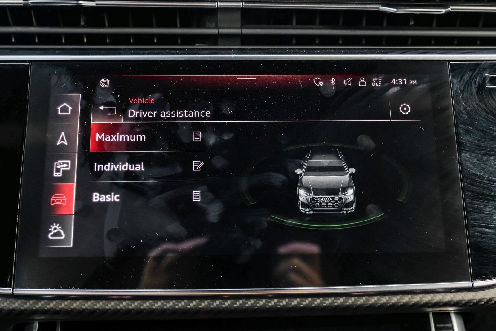Used 2022 Audi RS Q8 AWD/4WD image 40