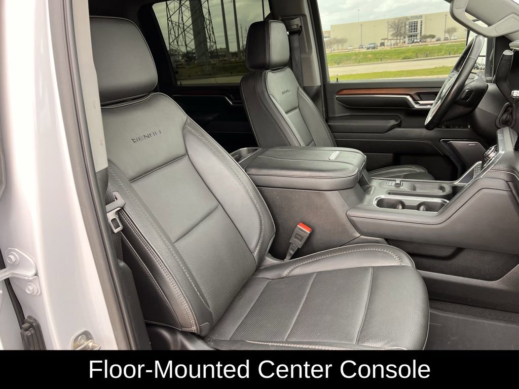 Used 2024 GMC Sierra 3500 Denali w/ Denali Reserve Package image 31