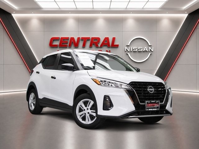 Certified 2025 Nissan Kicks Play S