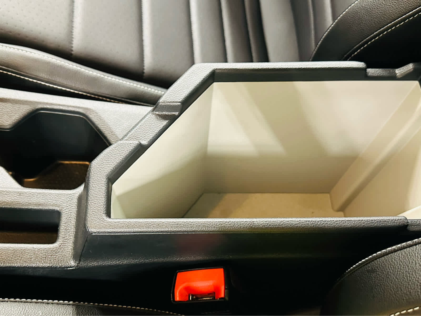 Certified 2023 Volkswagen Jetta SE w/ Panoramic Sunroof Package FWD image 19