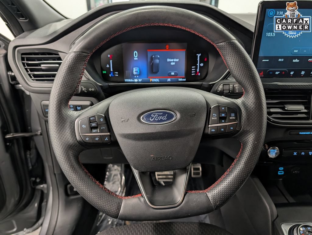Used 2023 Ford Escape ST-Line w/ Tech Pack #1 AWD/4WD image 22