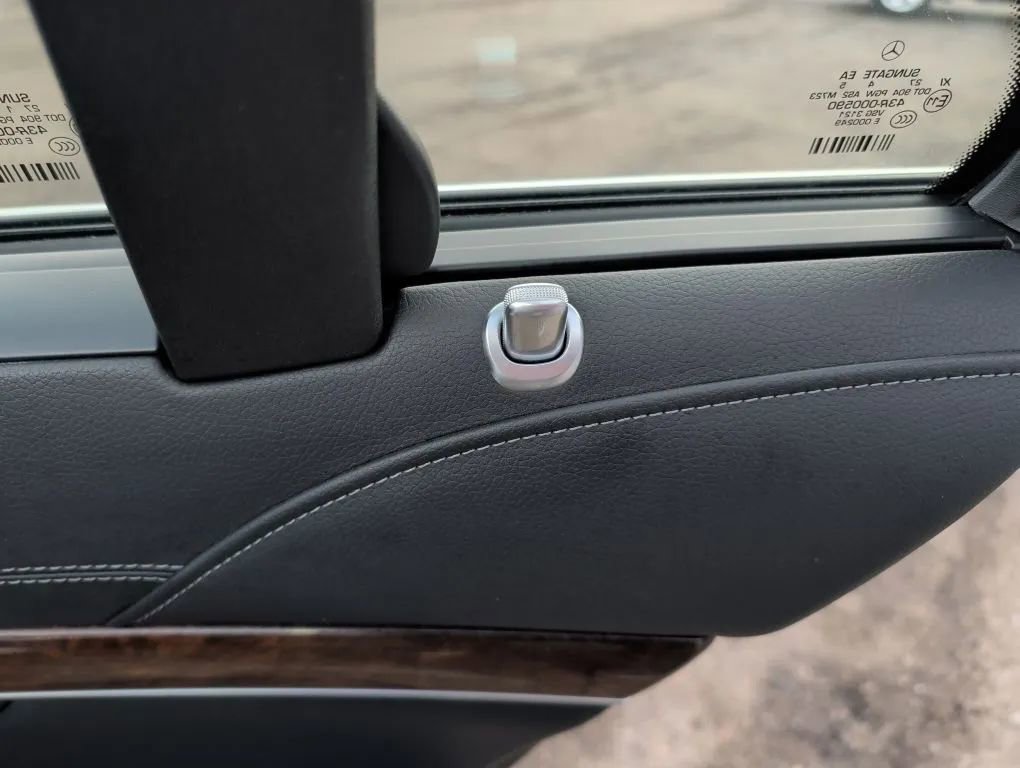 Used 2016 Mercedes-Benz S 550 4MATIC Sedan image 23