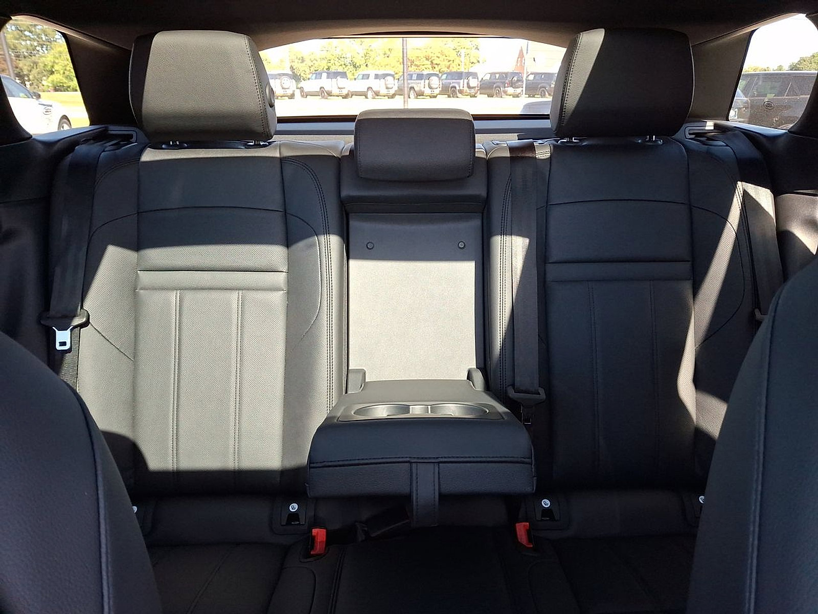 Certified 2025 Land Rover Range Rover Evoque Dynamic SE image 12