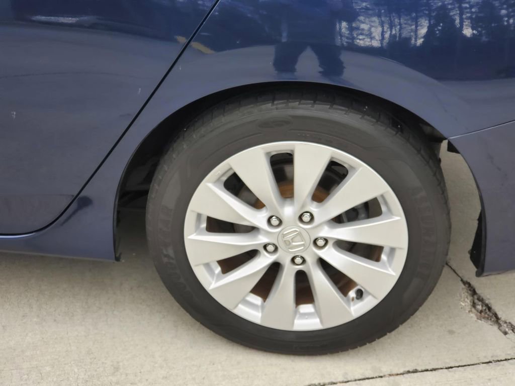 Used 2015 Honda Accord EX image 6