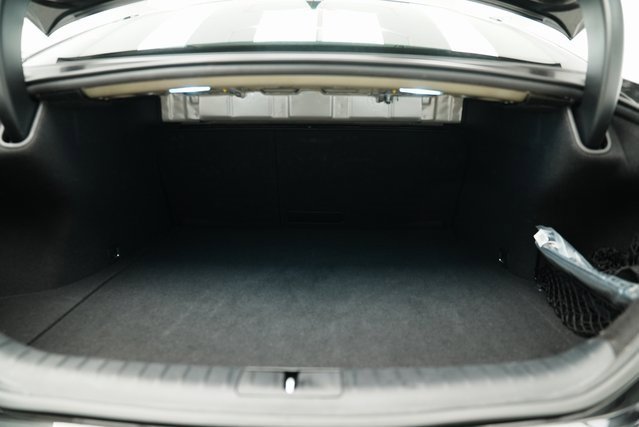 Used 2025 Genesis G70 2.5T image 40