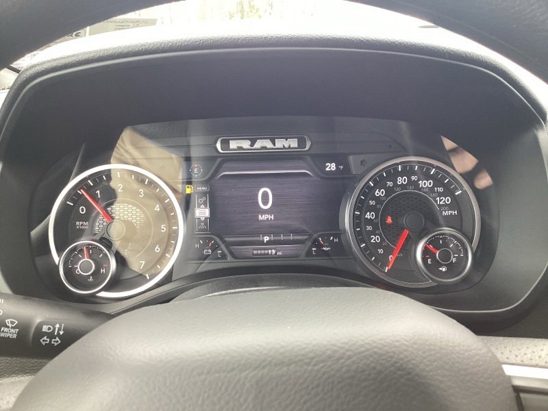 New 2026 RAM 1500 Express image 32