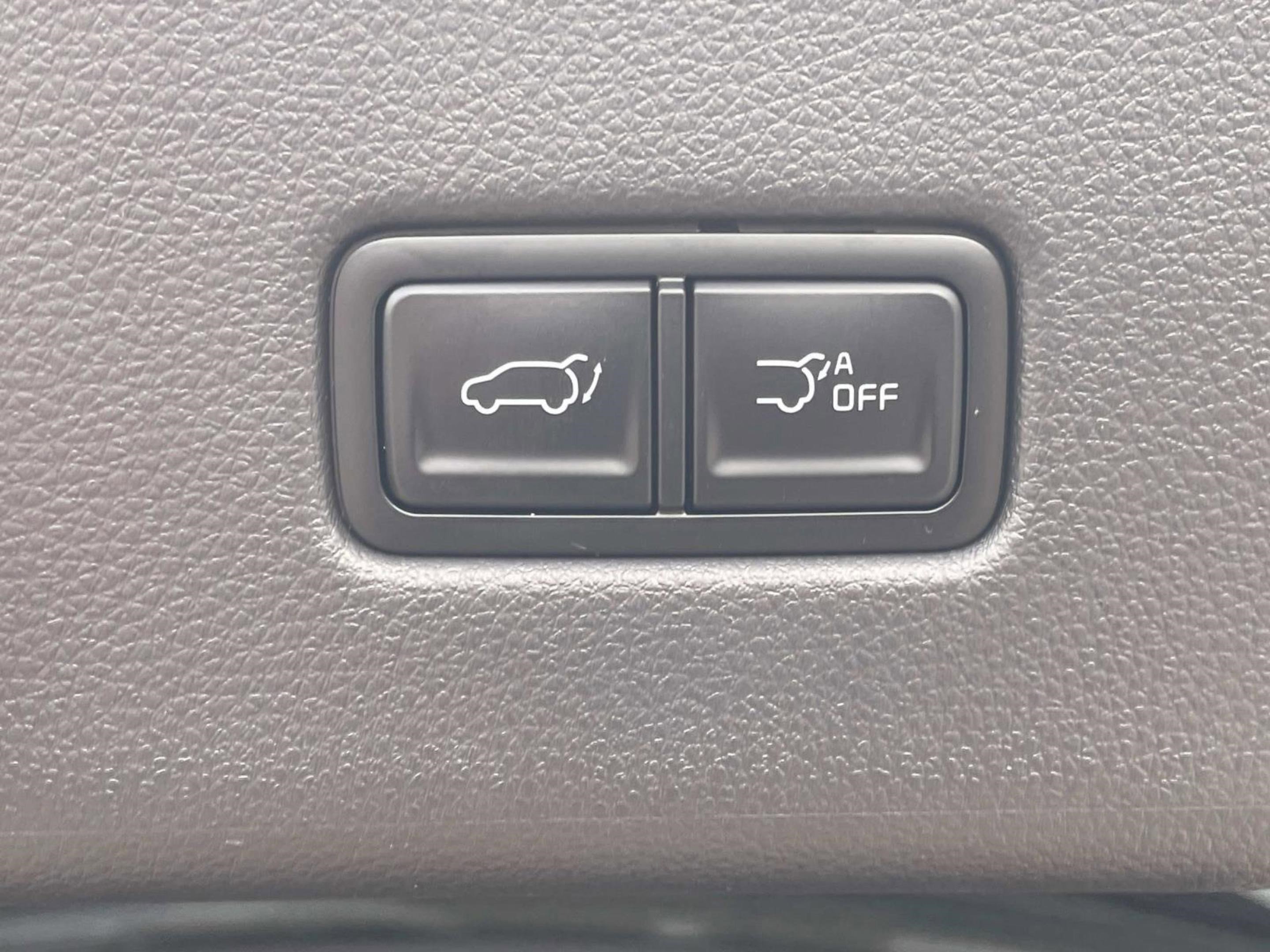 New 2025 Kia Carnival SX Prestige image 13