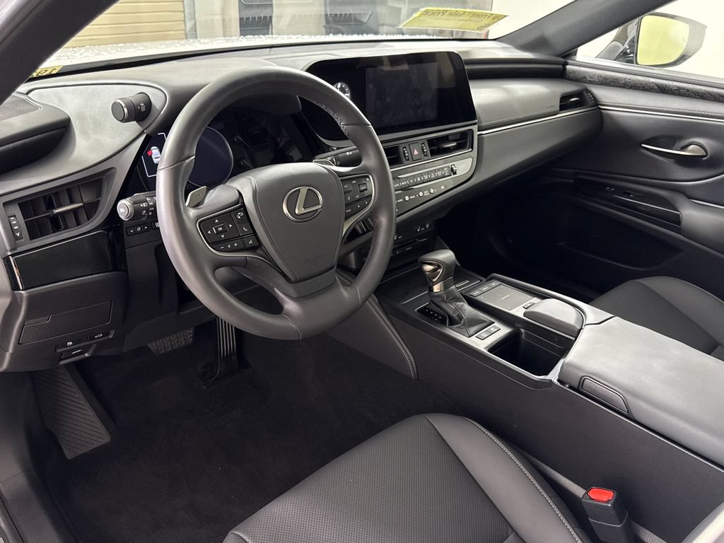 Used 2022 Lexus ES 300h w/ Premium Package FWD image 14
