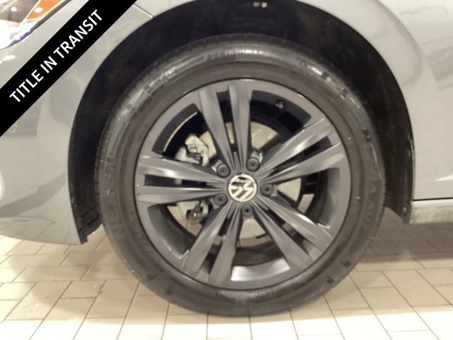 Used 2023 Volkswagen Jetta SE w/ Panoramic Sunroof Package FWD image 22