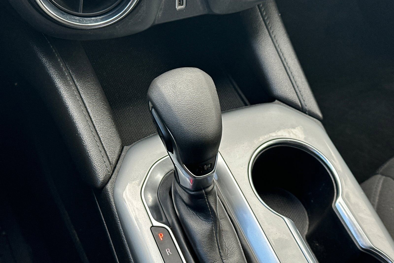 Used 2022 Chevrolet Blazer LT FWD image 21