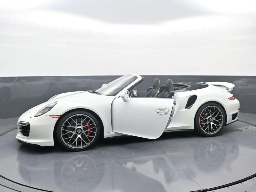 Used 2014 Porsche 911 Turbo image 39