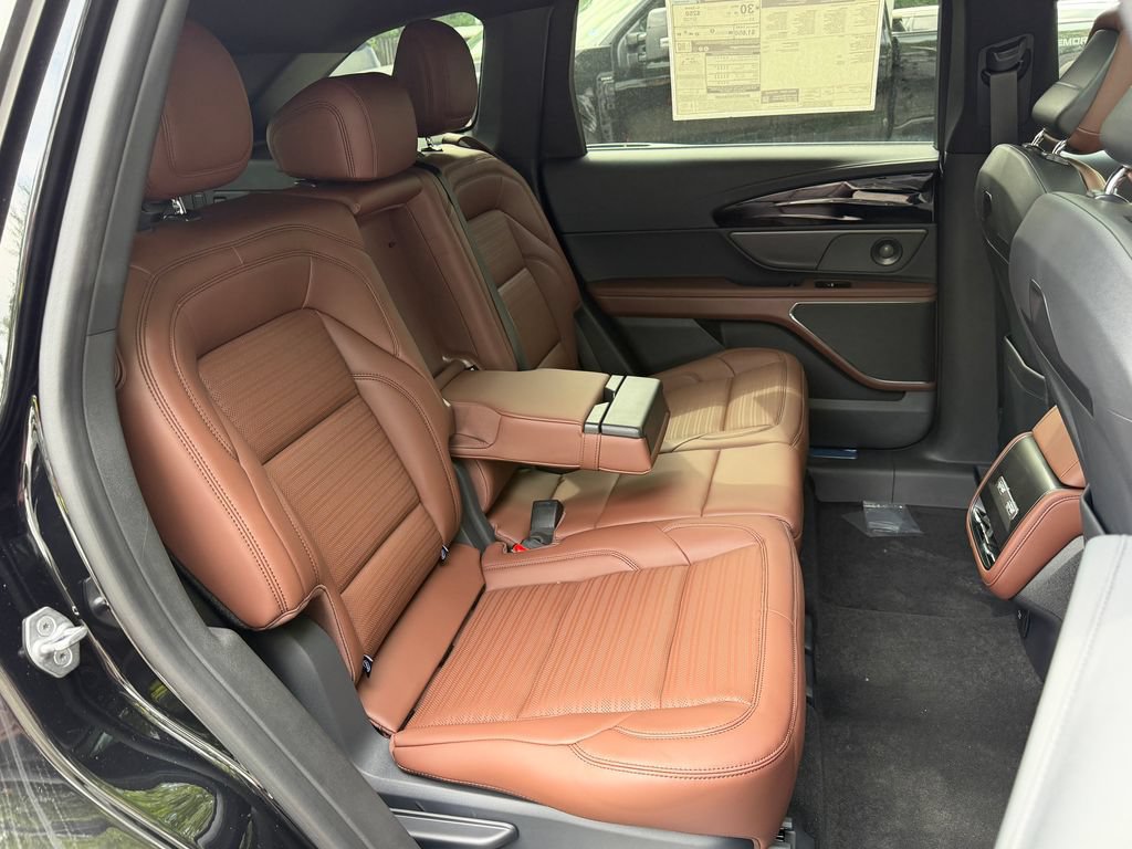 New 2026 Lincoln Nautilus Reserve w/ Jet Appearance Package AWD/4WD image 18