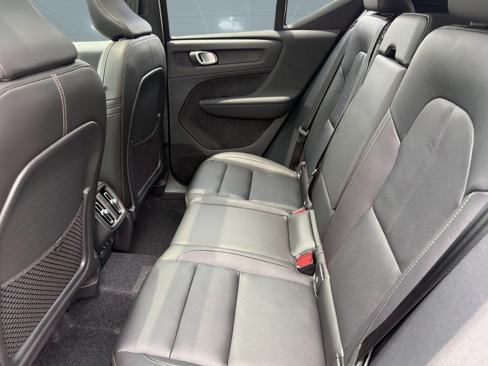 New 2026 Volvo XC40 B5 Plus w/ Climate Package AWD/4WD image 22