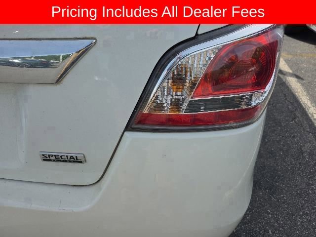 Used 2015 Nissan Altima 2.5 S w/ Special Edition Package FWD image 7