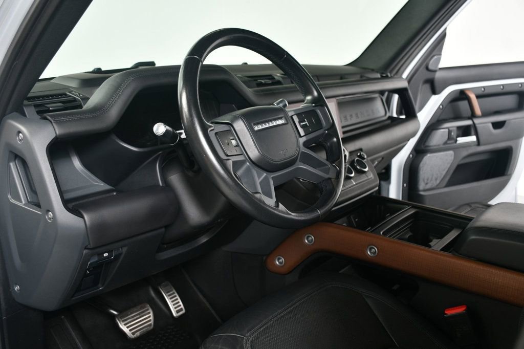 Used 2021 Land Rover Defender 110 X image 27