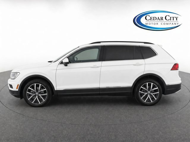 Used 2020 Volkswagen Tiguan SE w/ Panoramic Sunroof Package AWD/4WD image 6