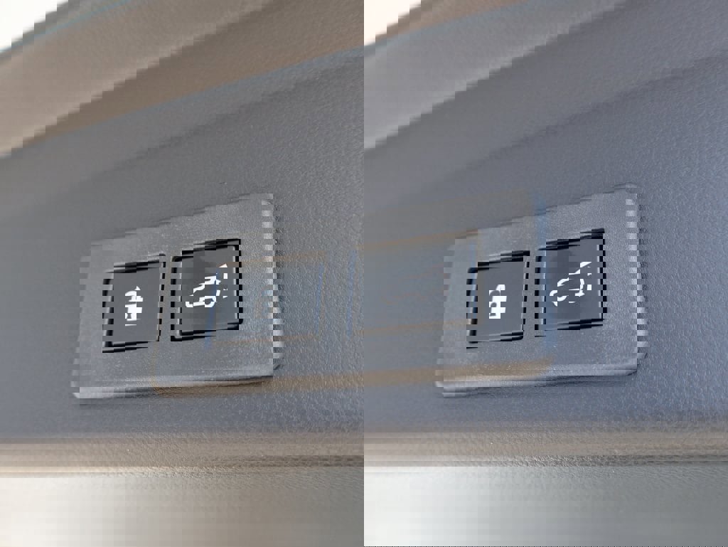 New 2025 Subaru Ascent Touring image 18