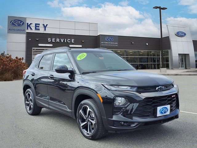 Used 2022 Chevrolet TrailBlazer RS w/ Technology Package AWD/4WD image 3