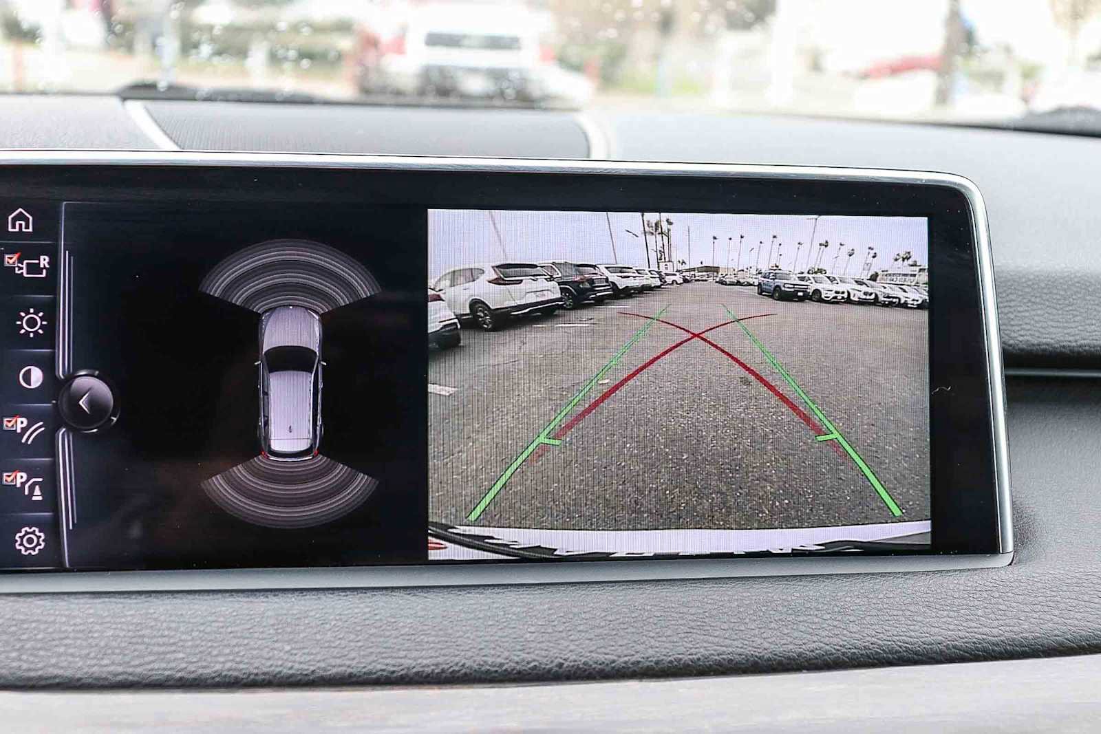 Used 2017 BMW X5 xDrive35i w/ Premium Package image 25