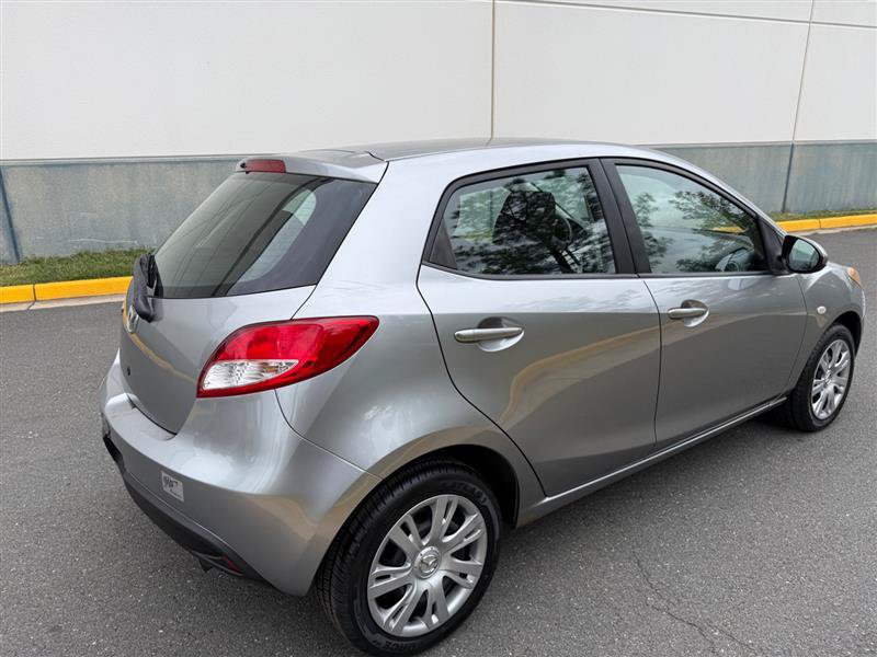 Used 2012 MAZDA MAZDA2 Sport FWD image 22