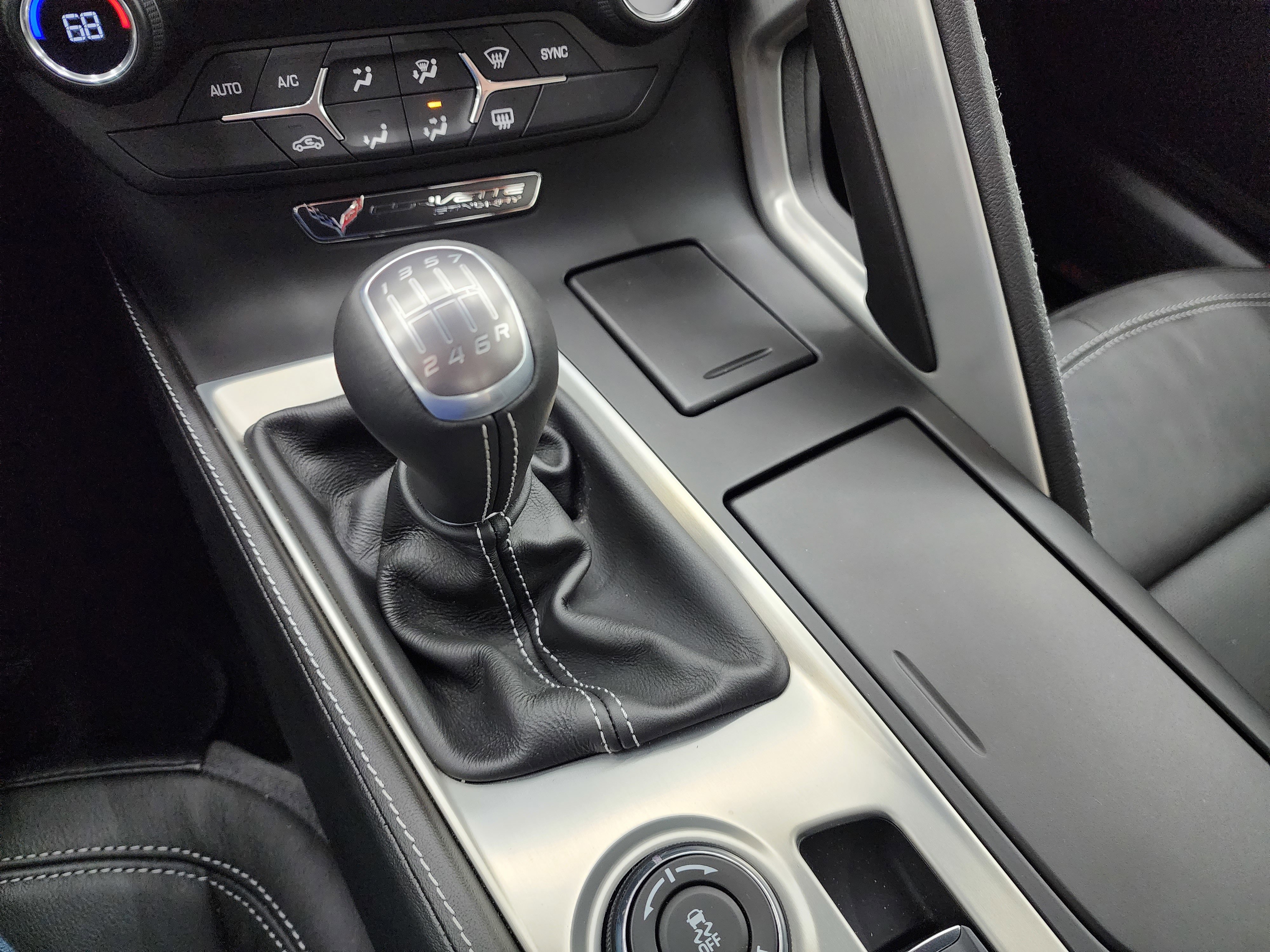 Used 2016 Chevrolet Corvette Stingray Coupe image 12