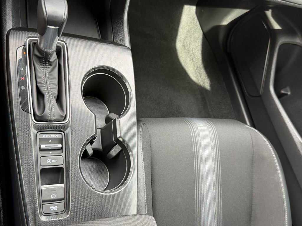 Used 2025 Honda Civic Sport image 26