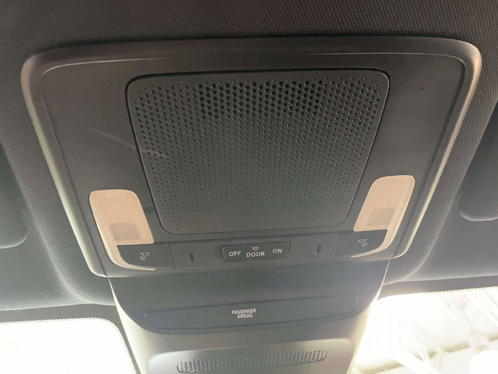 Certified 2025 Honda HR-V Sport image 27