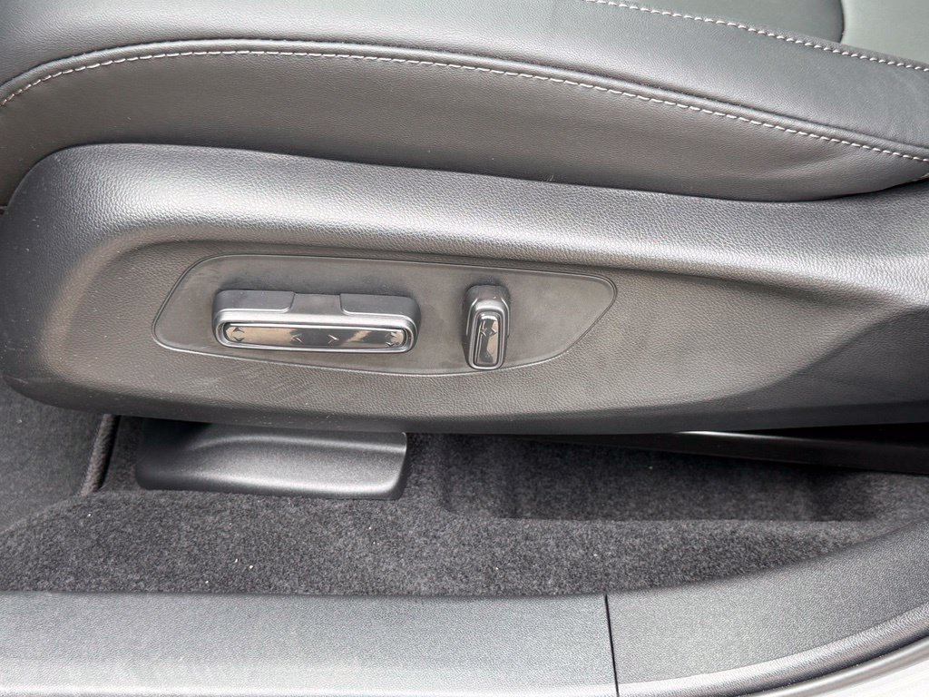 Certified 2026 Acura ADX AWD image 29