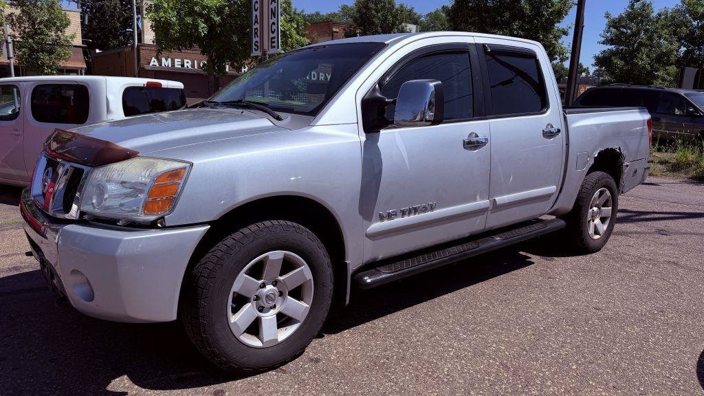Used 2006 Nissan Titan LE w/ (T01) Tow Pkg AWD/4WD image 2