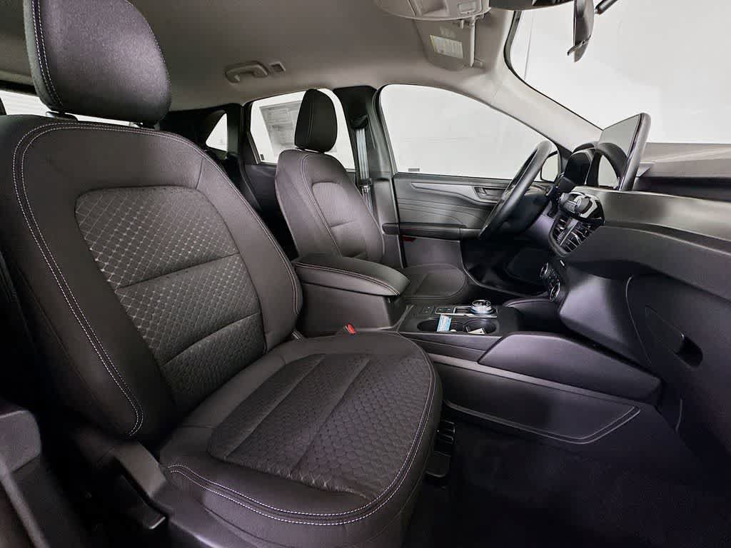 New 2026 Ford Escape Active FWD image 15
