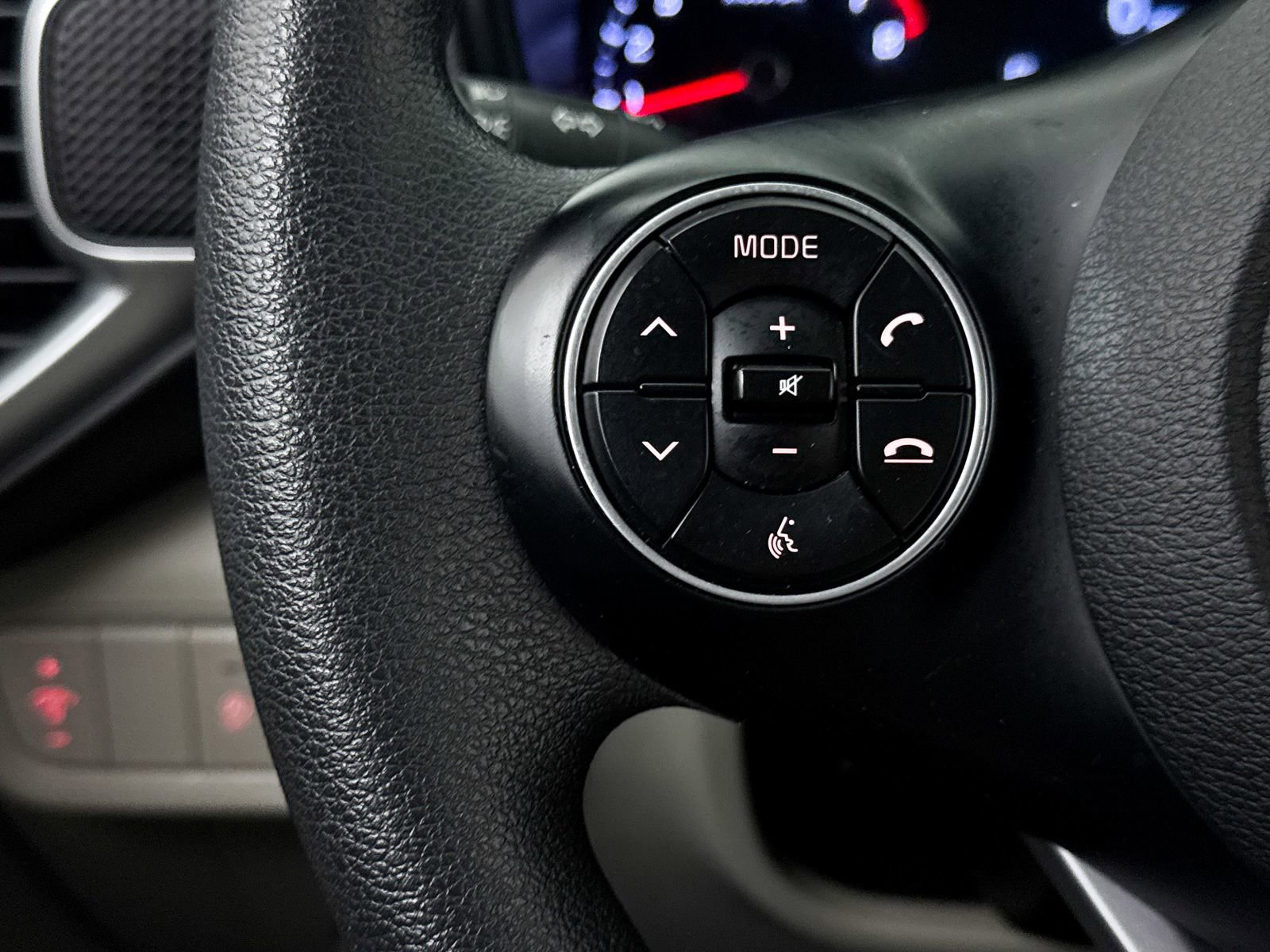 Used 2021 Kia Soul LX image 32