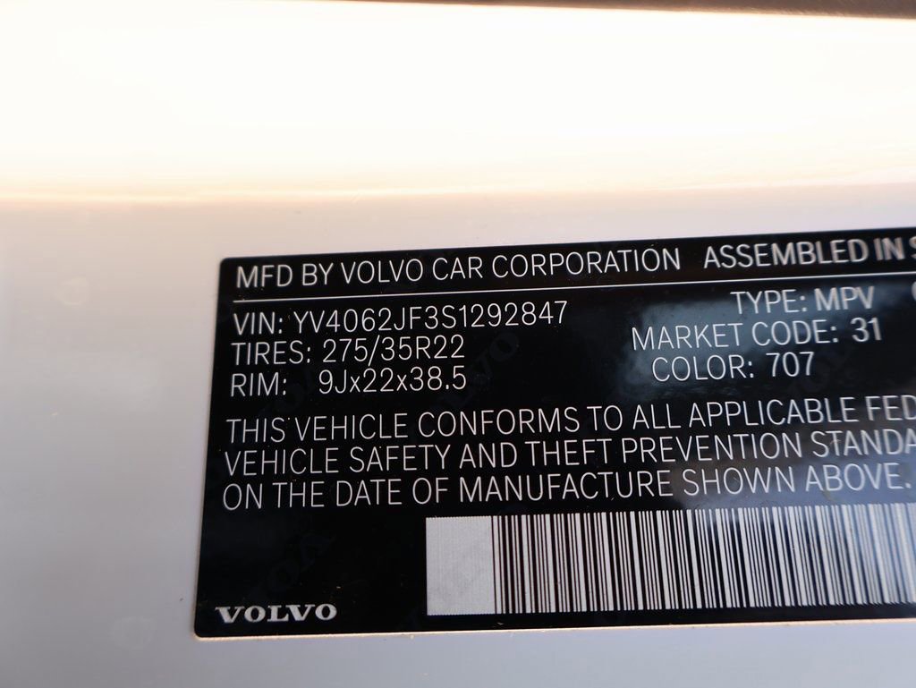 Used 2025 Volvo XC90 B6 Ultra w/ Protection Package Premier image 41