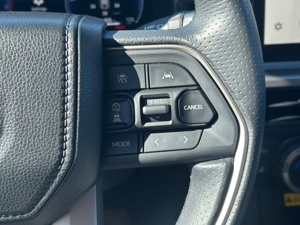 Used 2025 Toyota 4Runner TRD Off-Road Premium w/ Tow Technology Package image 45