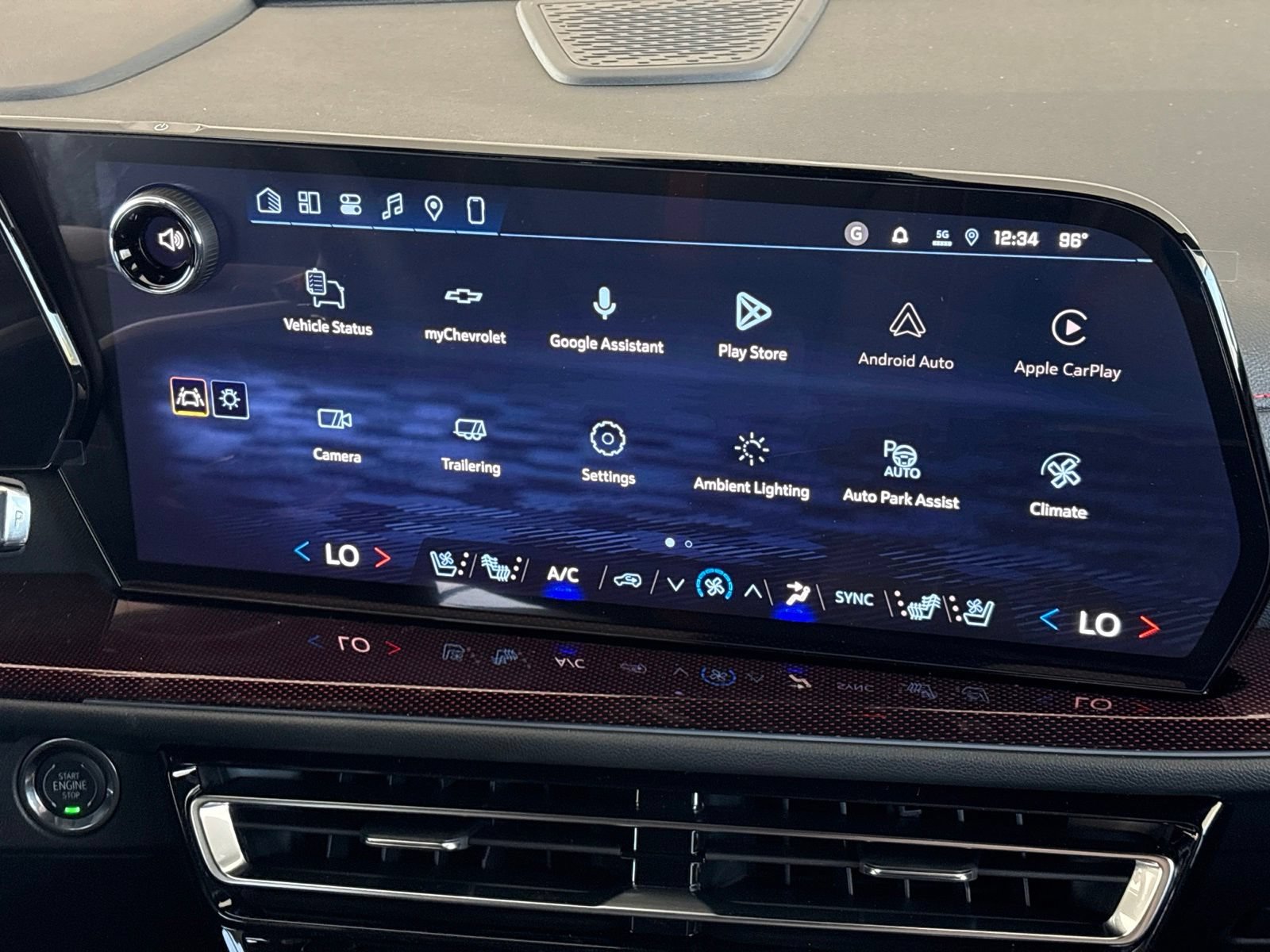 New 2027 Chevrolet Traverse RS FWD image 30