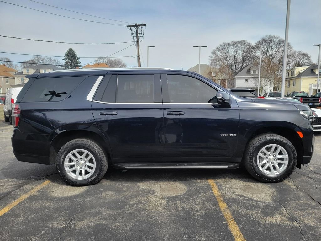 Used 2022 Chevrolet Tahoe LT w/ Luxury Package image 6