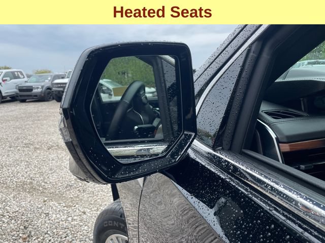Certified 2025 GMC Yukon Denali AWD/4WD image 8
