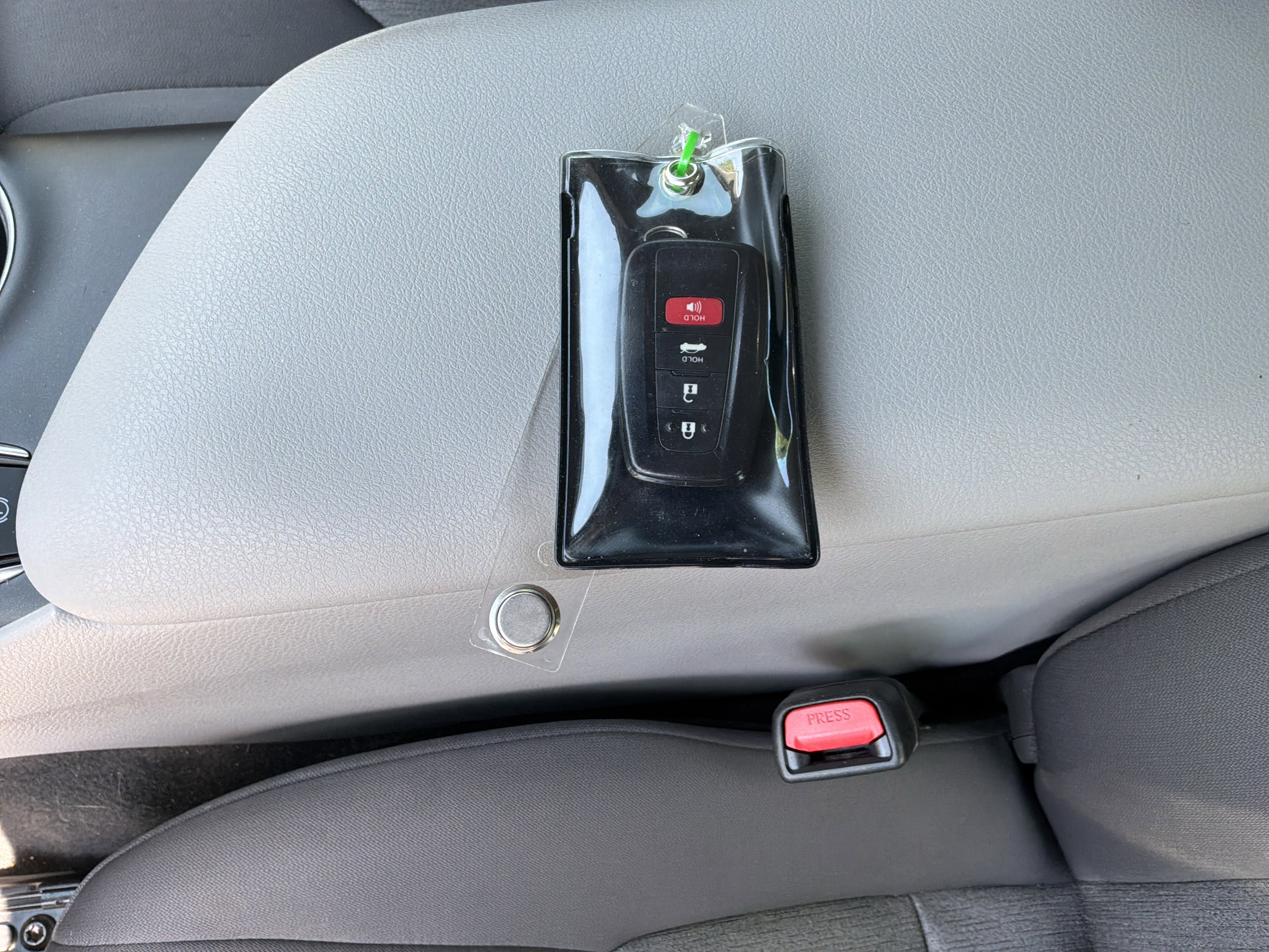 Used 2021 Toyota Camry LE image 35