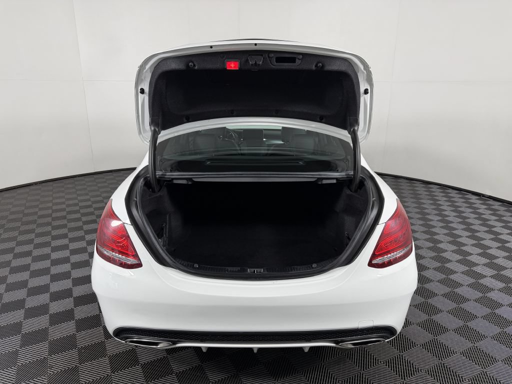 Used 2015 Mercedes-Benz C 300 4MATIC Sedan image 10