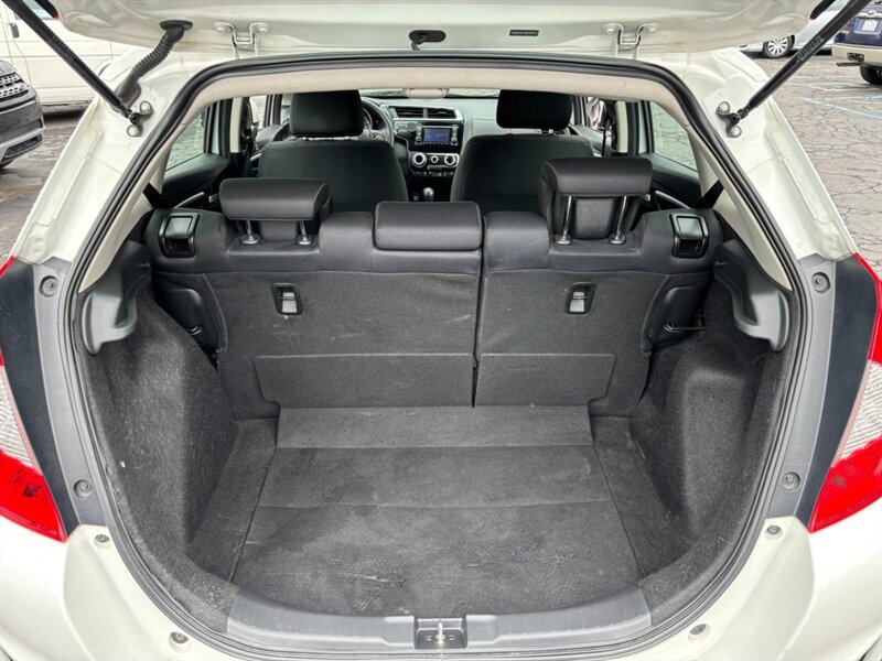 Used 2017 Honda Fit LX image 16