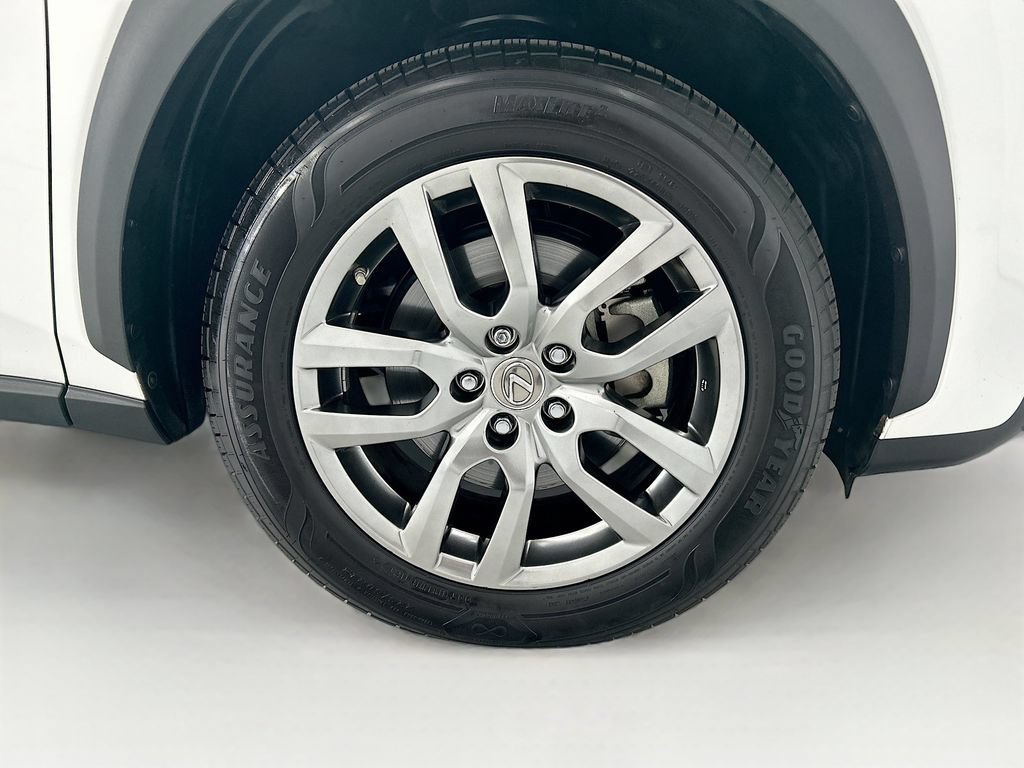Used 2015 Lexus NX 300h AWD w/ Premium Package image 31