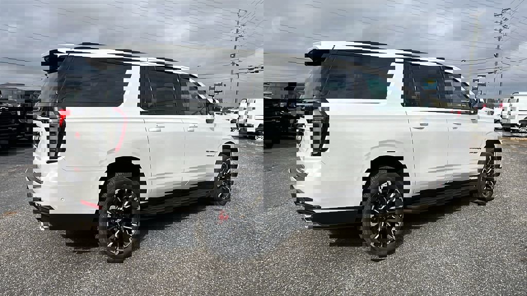 New 2025 Chevrolet Suburban RST w/ Advanced Technology Package image 5