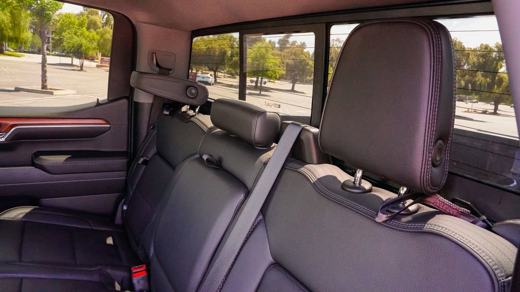 Used 2023 GMC Sierra 1500 Denali AWD/4WD image 14